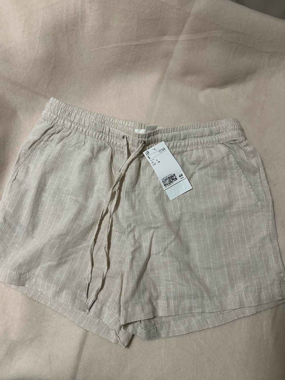 H&M Women's Light Beige Linen-Blend Drawstring Shorts